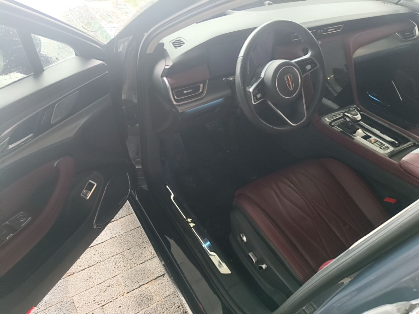 Hongqi H5 2024 2.0T Automatic Smart Connect Flagship Edition - Chinese Trim Ling — снимка 20