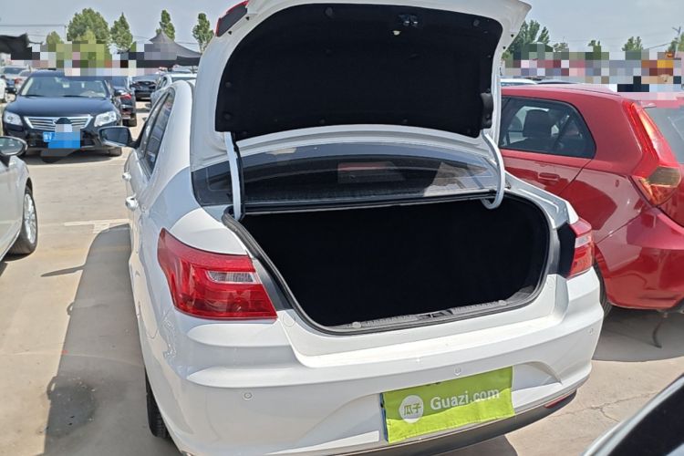 Used Geely Auto Vision 2019 Upgraded Model 1.5L Manual Luxury Version China VI Standard