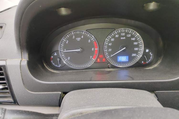 Used BAIC Weiwang M20 2014 1.5L Basic Version BJ415B
