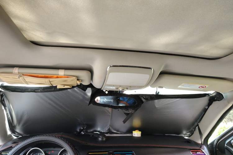 Used Zotye T600 2015 2.0T DCT Prestige Edition Headliner