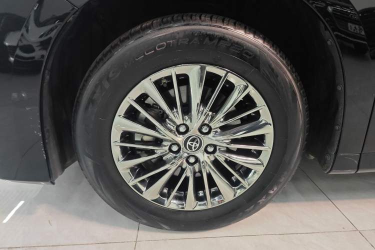 Used Toyota Alphard 2021 Dual-Engine 2.5L Luxury Edition
