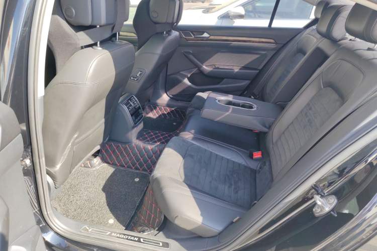 Used Volkswagen Magotan 2018 330TSI DSG Luxury Model