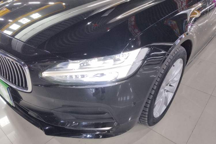 Used Volvo S90 2018 T5 Zhiyuan Edition
