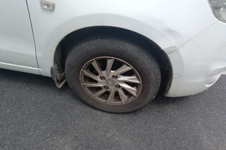 Used Chevrolet Sail 2013 Sedan 1.2L Manual Fashionable Happiness Edition