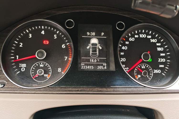 Used Volkswagen Magotan 2013 2.0 TSI Prestige Model
