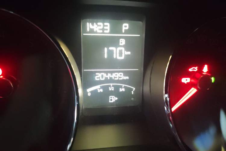 Used Volkswagen Lavida 2017 230TSI DSG Comfort Edition Odometer Close Up