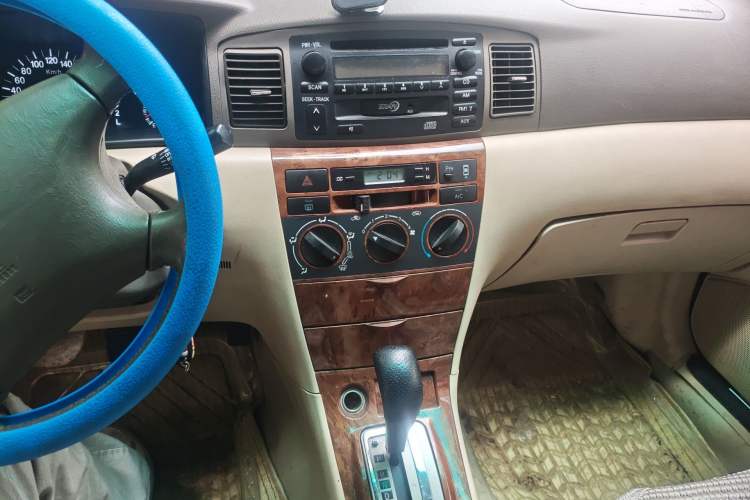 Used BYD F3 2009 1.6L Smart Platinum Edition Automatic Model Audio And AC Panel