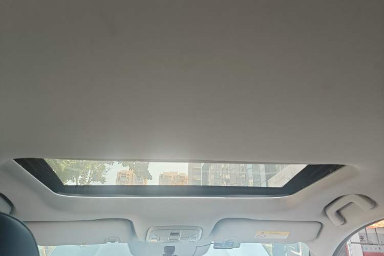 Used GAC Trumpchi GS5 2019 270T Automatic Luxury Edition Headliner