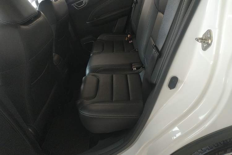 Used Geely Auto Vision X3 2017 1.5L Automatic Luxury Model
