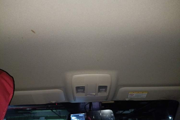 Used Mazda 3 Axela 2016 Sedan 1.5L Manual Comfort Model Headliner