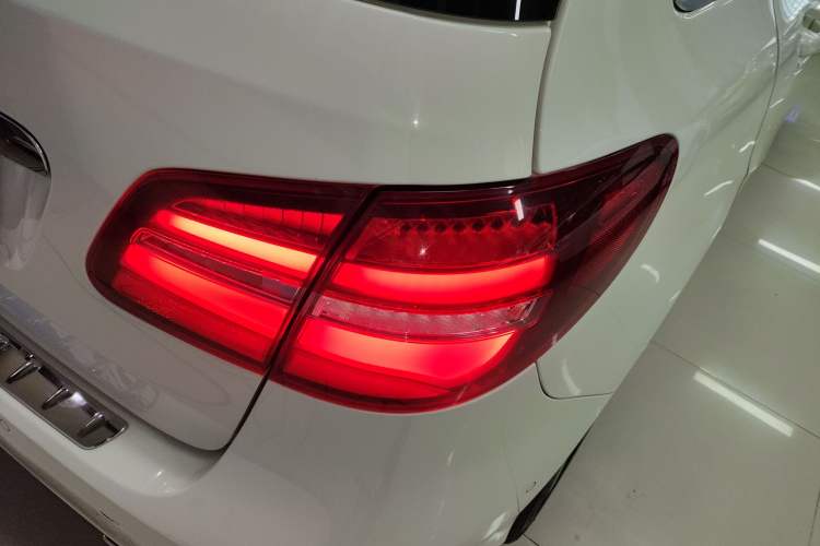 Used Mercedes-Benz B-Class 2017 B 200 Fashion Model