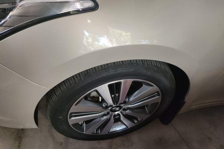 Used Hyundai Mistra 2014 1.8L Automatic Deluxe DLX Model
