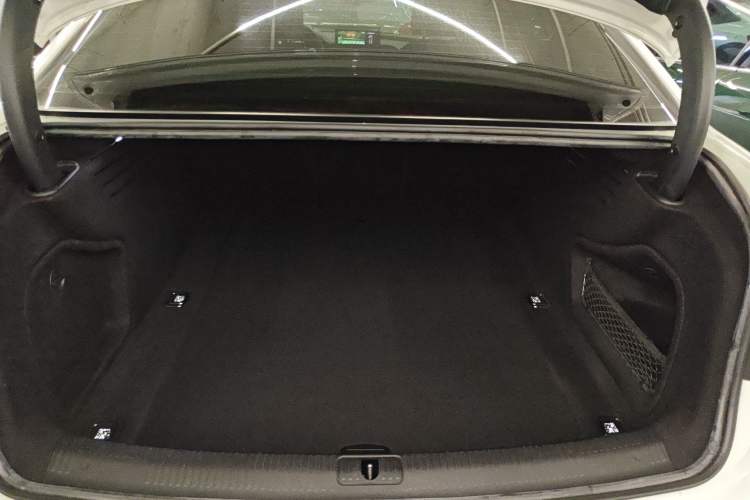 Used Audi A4L 2020 40 TFSI Fashion Dynamic Model Trunk