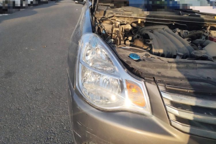 Used Nissan Sylphy 2012 Classic 1.6XE Automatic Comfort Edition Right Front Headlight