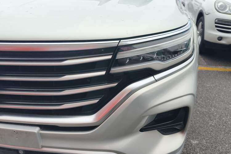 Used Roewe RX5 MAX 2019 300TGI Automatic Smart Cabin Luxury Edition Left Front Headlight