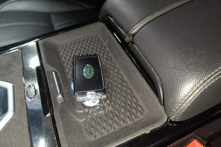 Used Land Rover Range Rover Evoque 2021 Range Rover Evoque 200 PS R-Dynamic Standard Elite Edition
