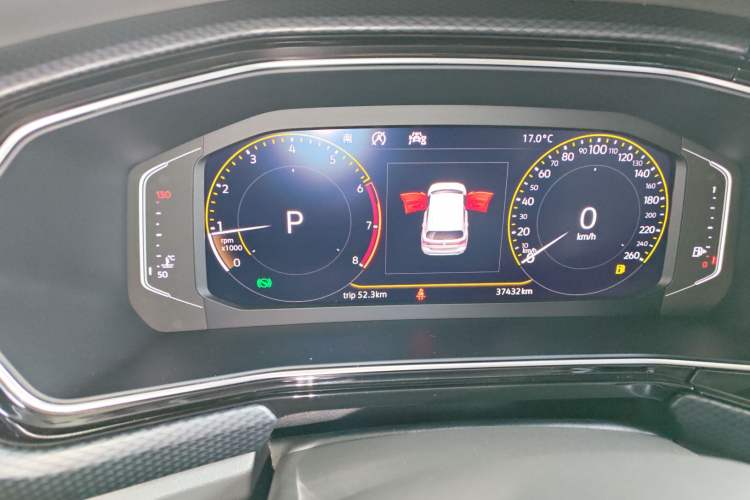 Used Volkswagen Tacqua 2020 280TSI DSG EnjoyPro Instrument Cluster