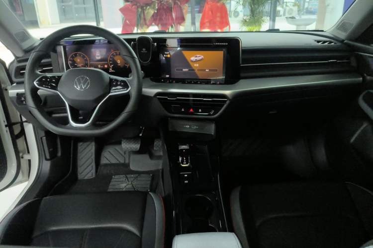 Used Volkswagen Lamando 2022 Lingdu L 280TSI DSG Spicy Edition Center Console