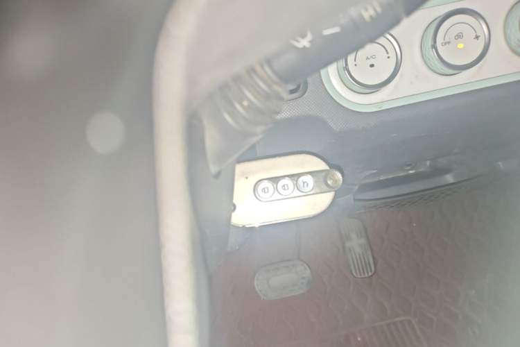 Used Wuling Hongguang MINIEV 2022 Macaron Premium Model – Lithium Iron Phosphate