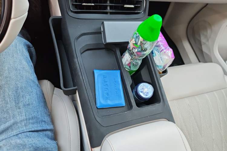 Used NETA L 2024 Extended-Range 310 Flash-Charge Red Edition
