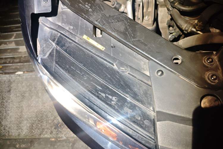 Used Volkswagen Tiguan L 2018 Facelift 330TSI Automatic Two-Wheel Drive Luxury Edition Right Front Headlight