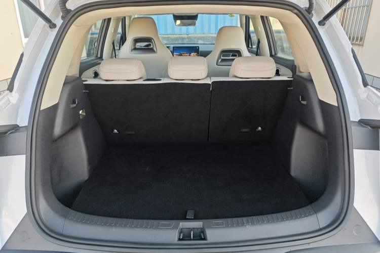 Used BYD Yuan UP 2025 Intelligent Driving Version 401 km Leading Edition
