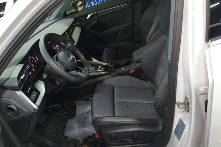 Used Audi A3 2021 A3L Limousine 35 TFSI Fashionable and Elegant Model
