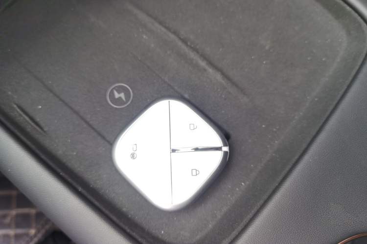 Used Baojun Enjoy 2025 Plug-in Hybrid 140km Luxury Edition