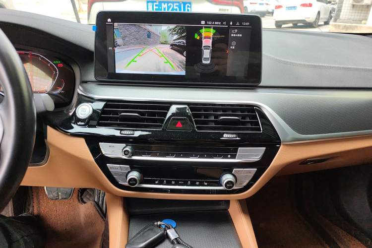 Used BMW 5 Series 2022 Restyled 525i M Sport Package