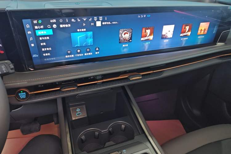 Used Ford Edge 2023 Ford Explorer L 2.0T EcoBoost Four-Wheel Drive 7-Seater Supreme Model