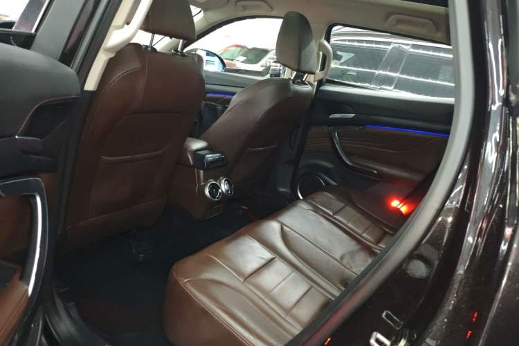 Used Wey VV7 2017 2.0T Flagship Model
