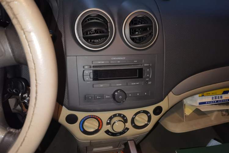 Used Chevrolet Lova 2010 1.6MT Dynamic Edition