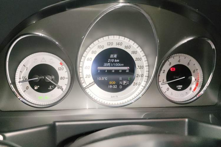 Used Mercedes-Benz GLK-Class 2015 GLK 260 4MATIC Fashion Edition Ultimate Version