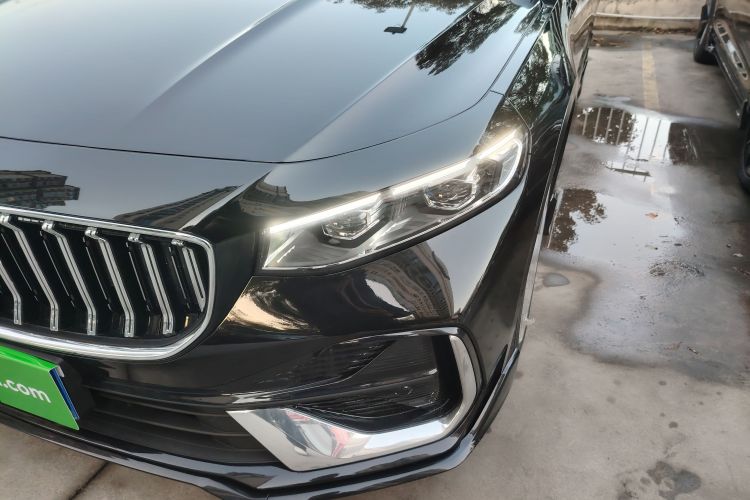 Used Geely Auto Preface 2026 Model Oriental Yao 1.5TD Kunlun Edition Left Front Headlight