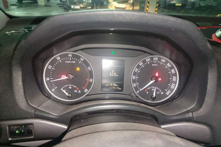 Used Skoda Octavia 2013 1.6L Manual Eado Edition