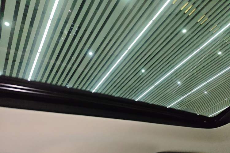 Used Denza D9 2024 DM-i 1050 Luxury Model