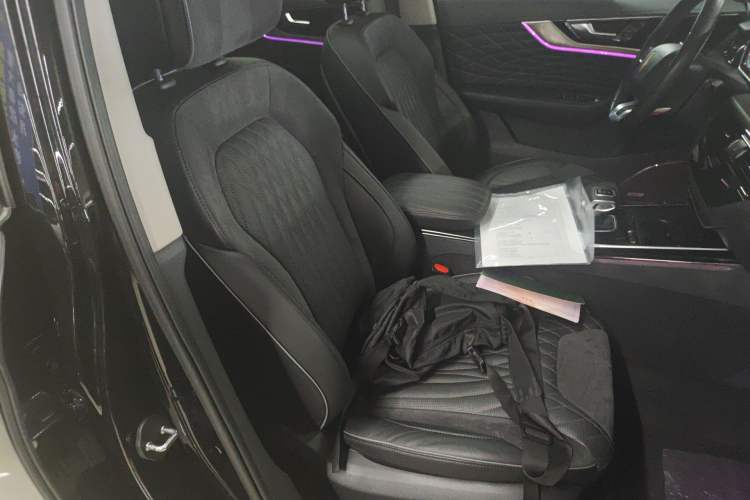 Used Hongqi HS5 2022 Revised Version 2.0T Smart Connect Flagship Edition
