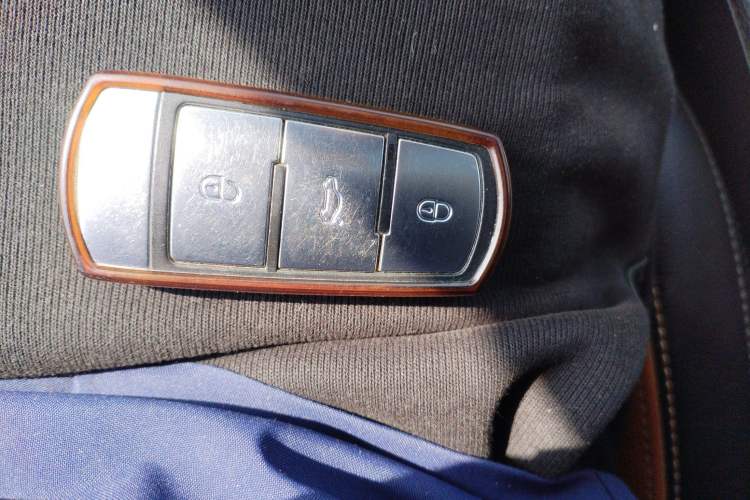 Used Volkswagen FAW-Volkswagen CC 2015 2.0 TSI Luxury Model Vehicle Key