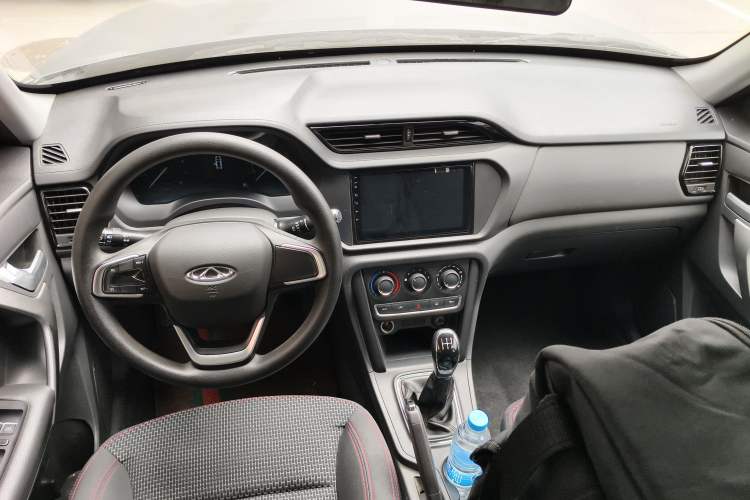 Used Chery Tiggo 3 2020 Million Global Edition 1.5L Manual Fashion Model
