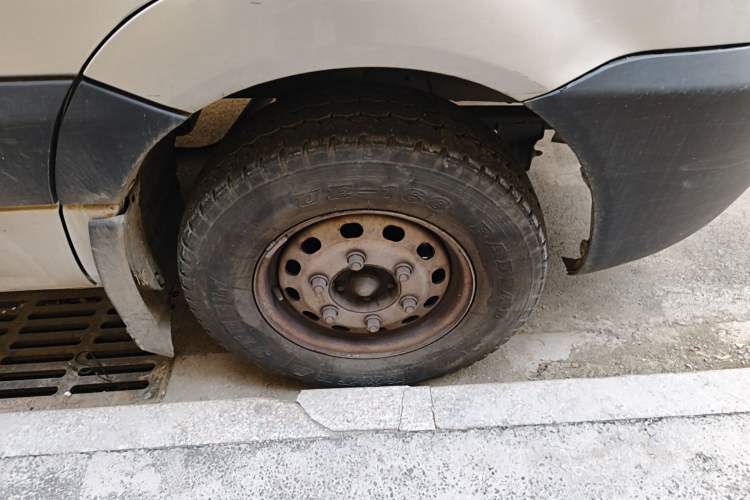 Used JAC Group Sunray 2019 1.9T Fuel-Efficient Platinum Edition 5-9 Seater Star Express
