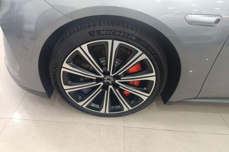 Used Nio ET7 2024 100kWh Executive Signature Edition Left Front Wheel Hub