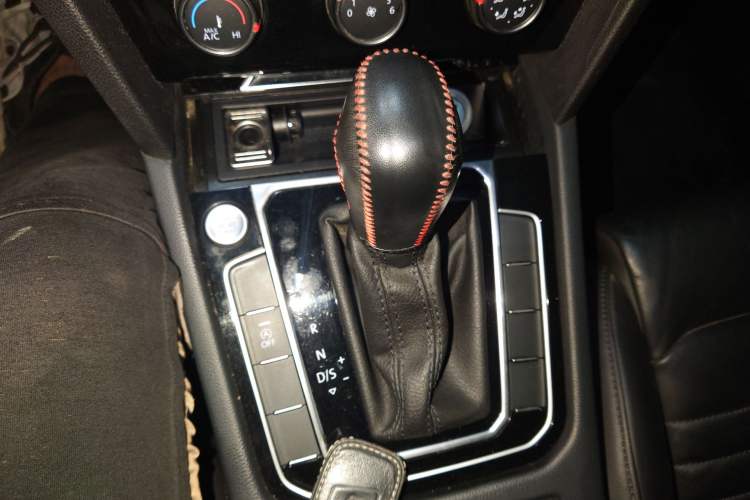 Used Volkswagen Magotan 2018 330TSI DSG Advanced Model
