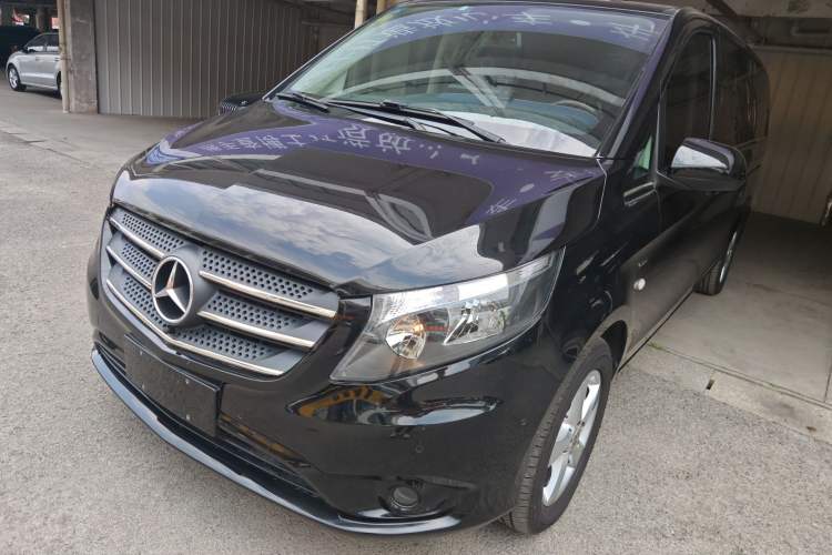 Used Mercedes-Benz Vito 2018 2.0T Business Version China VI Emission Standard