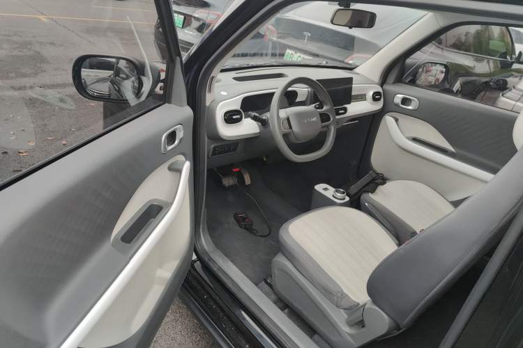 Used Geely Galaxy Panda 2025 210km Panda Kart Driver Seat