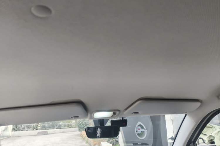 Used Wuling Hongguang MINIEV 2022 Macaron Premium Model – Lithium Iron Phosphate