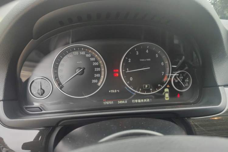 Used BMW 5 Series 2014 525Li Luxury Design Package