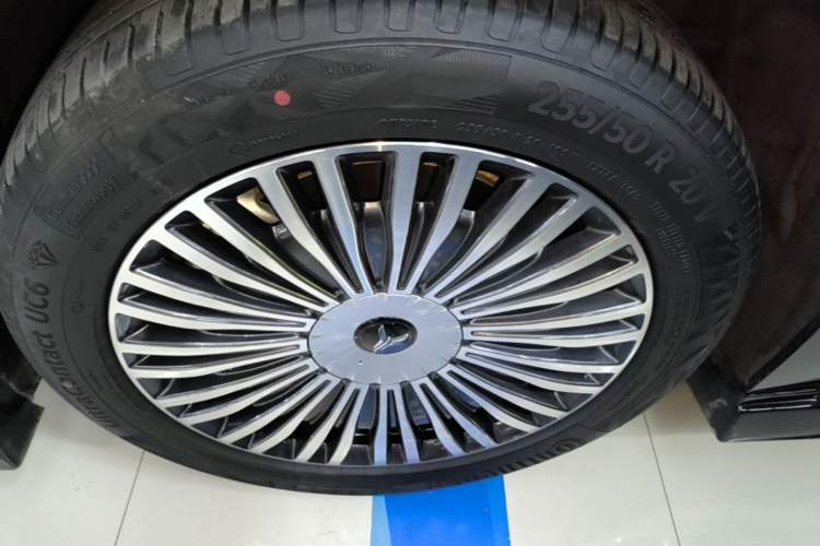 Used VOYAH Dream 2025 PHEV Four-Wheel Drive Prestige Kunpeng Edition
