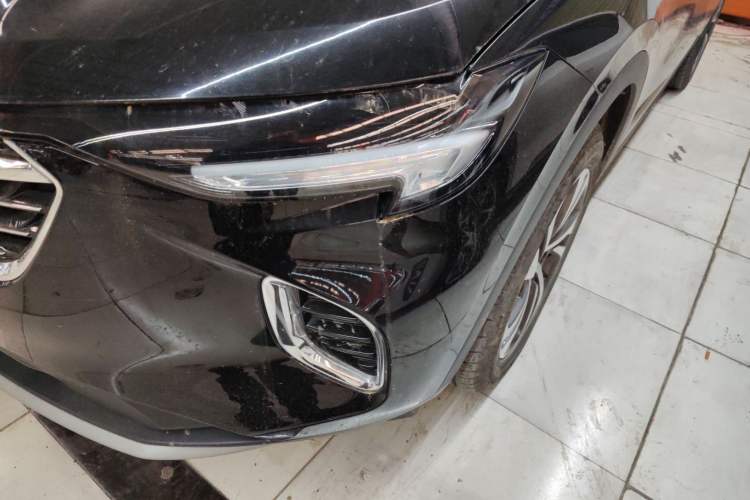 Used Buick Envision 2023 Encore S 552T Two-Wheel Drive Luxury Model
