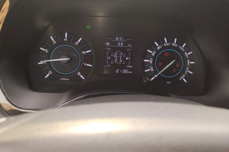 Used Chery Tiggo 3 2016 1.6L Manual ZhiShang Edition Odometer Close Up