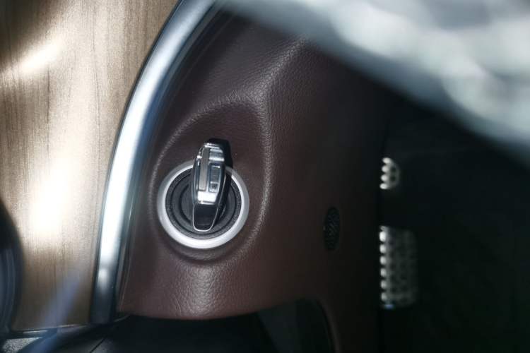 Used Mercedes-Benz V-Class 2022 V 260 L Long Wheelbase Prestige Edition